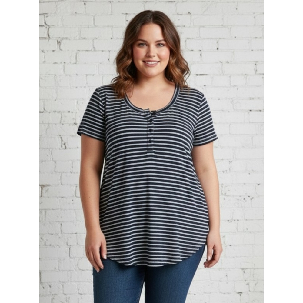 Sonomo The Swing Tee Striped Black & Gray Size XL
